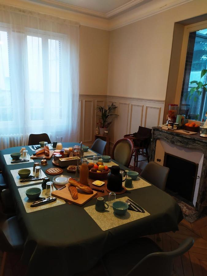 Bed and Breakfast L'Echappee Belle Chartres Exterior foto